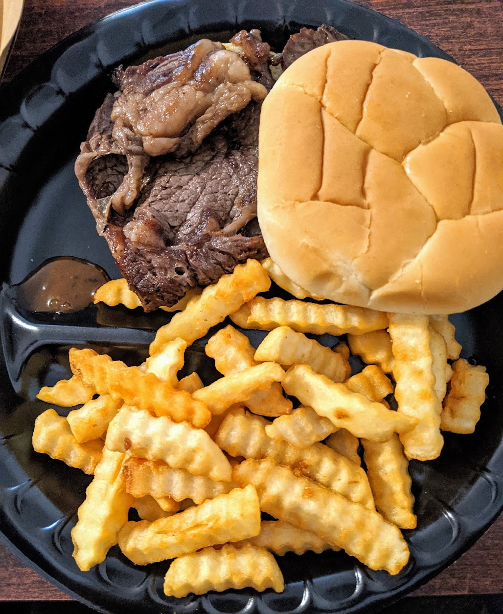 Big Johnz' BBQ - Photo 8