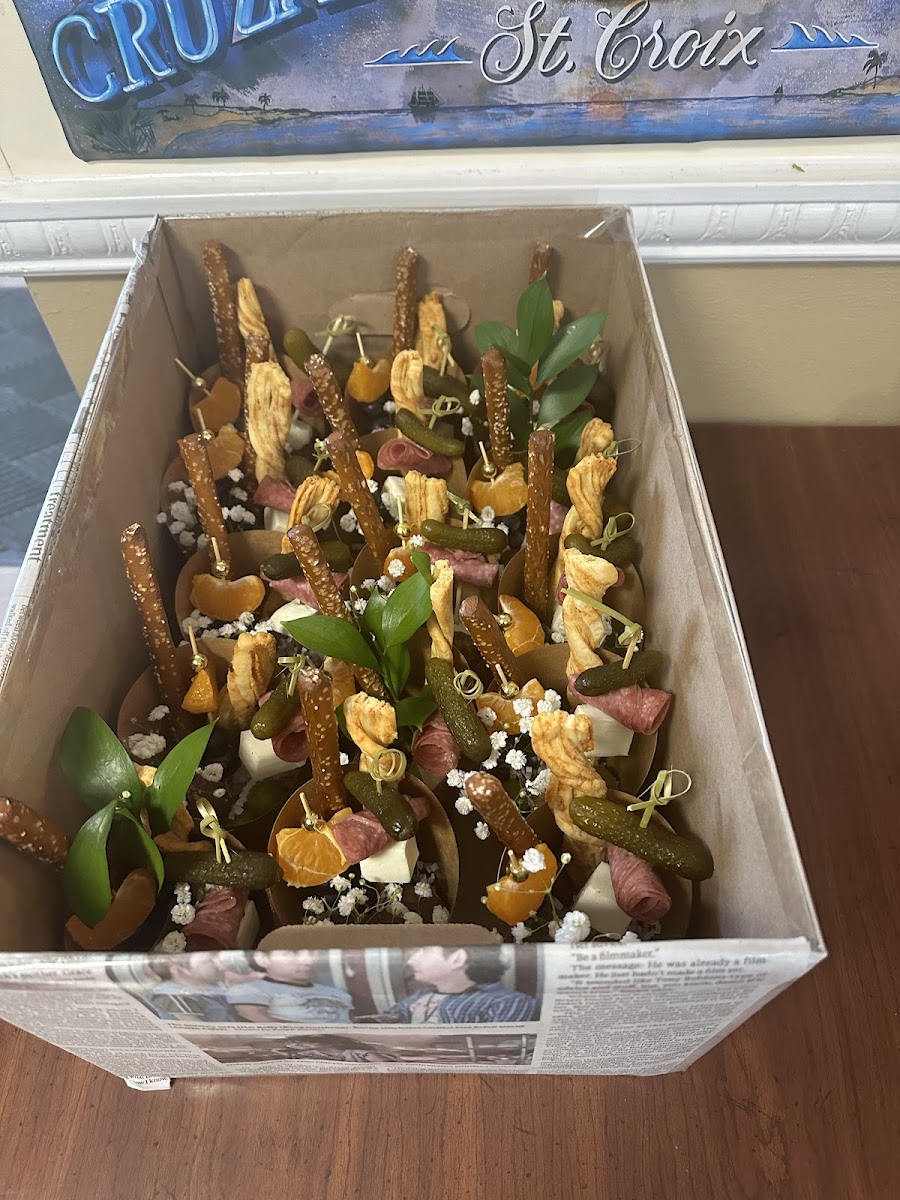 Lunchbox Waretown - Photo 1
