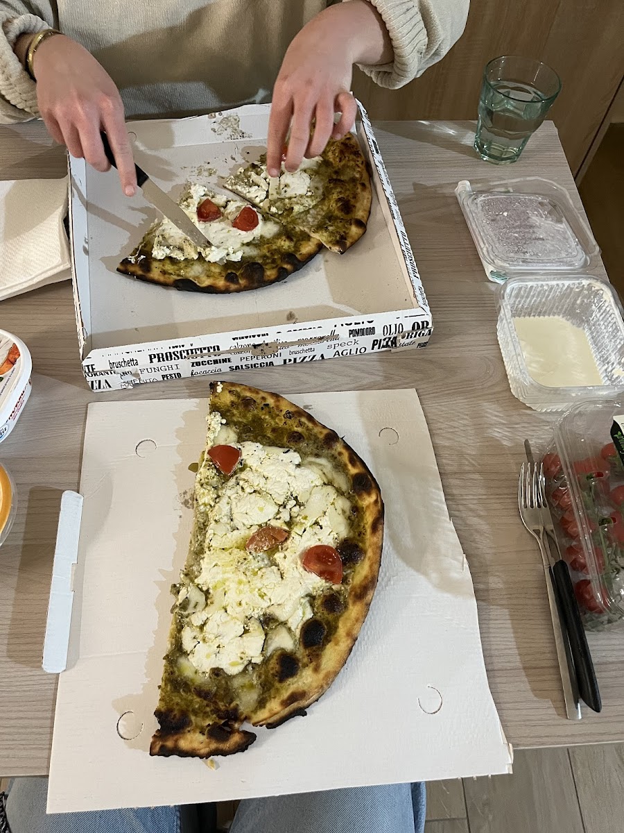 PIZZERIA BELLA VIA - Photo 3