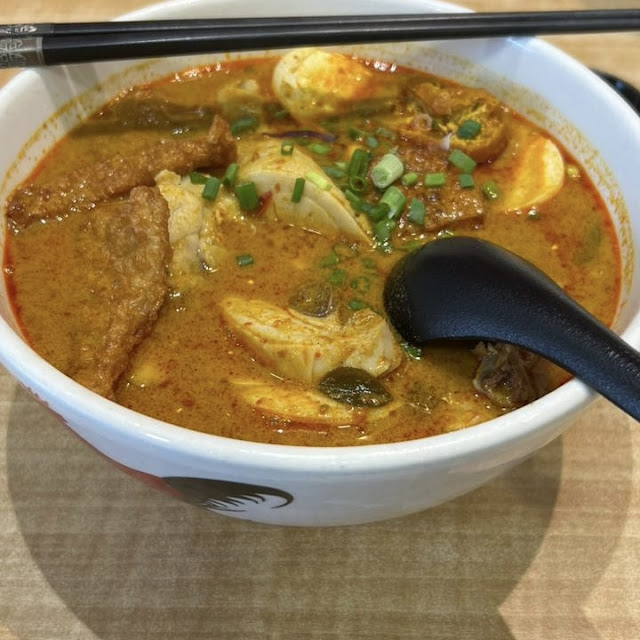白斩鸡咖喱面
