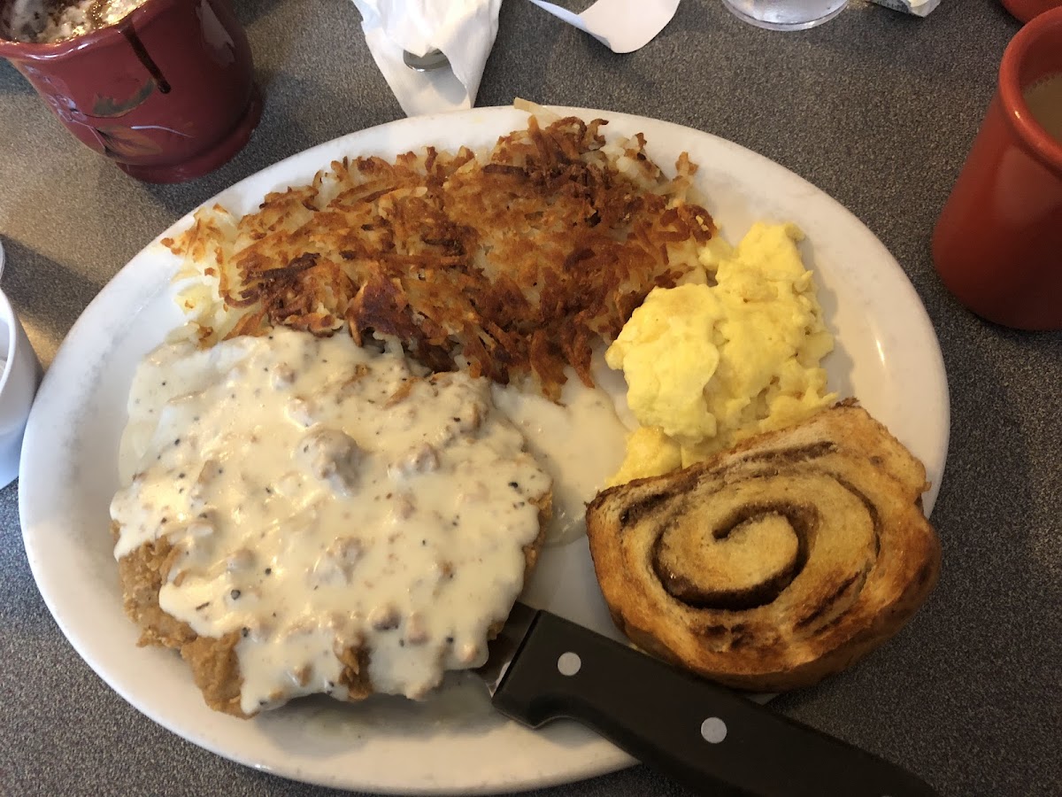 Main Street Restaurant - Photo 6