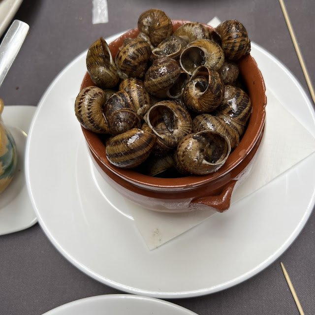 Caracoles En Salsa Picantes