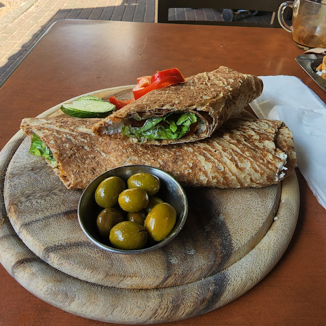 Pepper Labaneh Lafa Roll