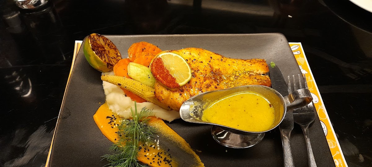 Sindyan Restaurant & Cafe - Photo 6