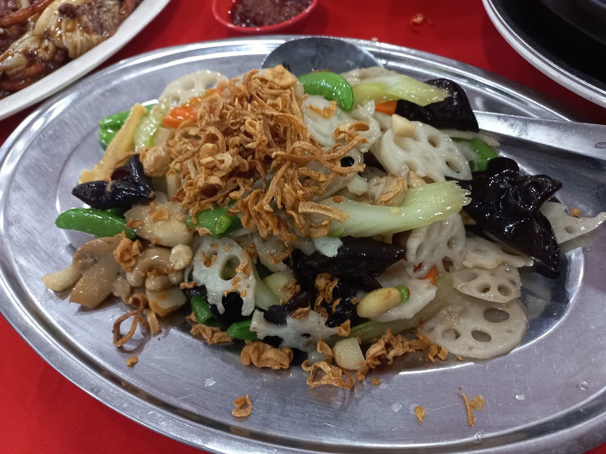 Shun Jie Seafood Restaurant - Photo 6