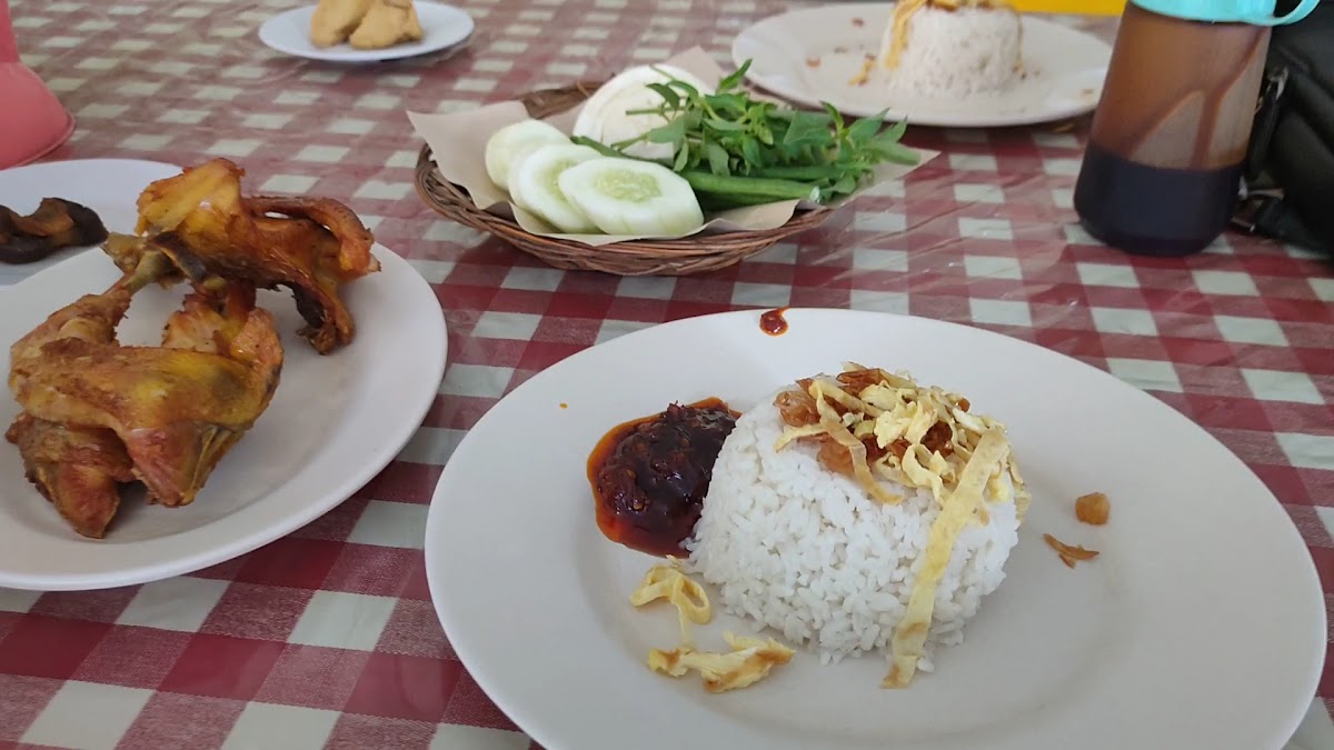 Ayam Goreng Lembur Kuring Pusat - Photo 1