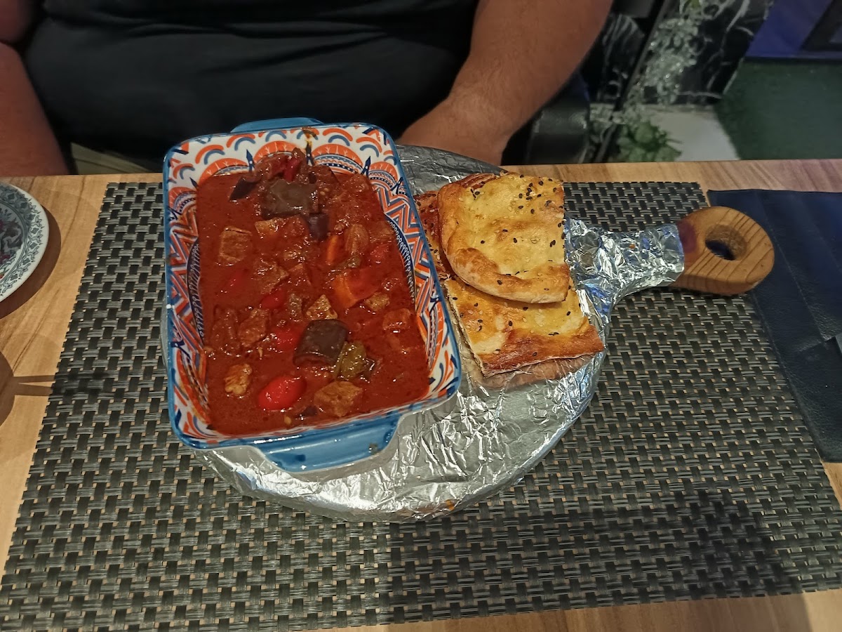 ZEETAN TURKISH RESTAURANT - Photo 7
