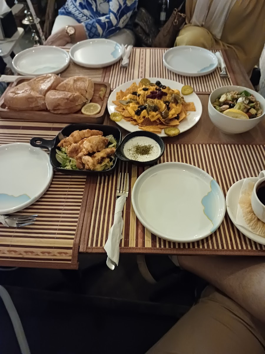 Almakan cafe - Photo 7