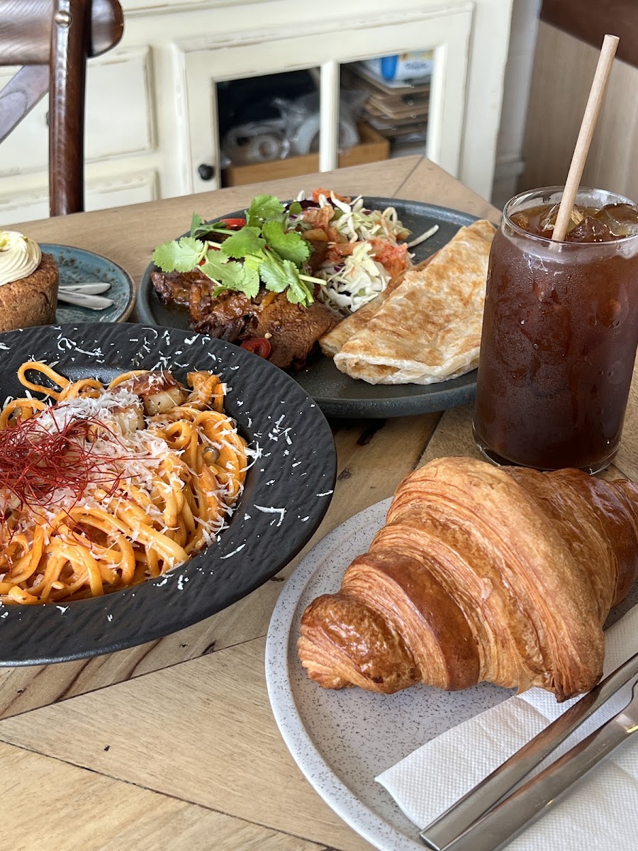 7AM CAFE - Photo 3