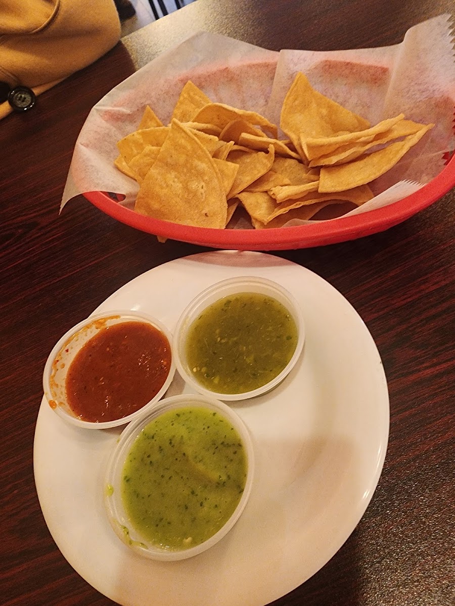 Taqueria La Tejana - Photo 3