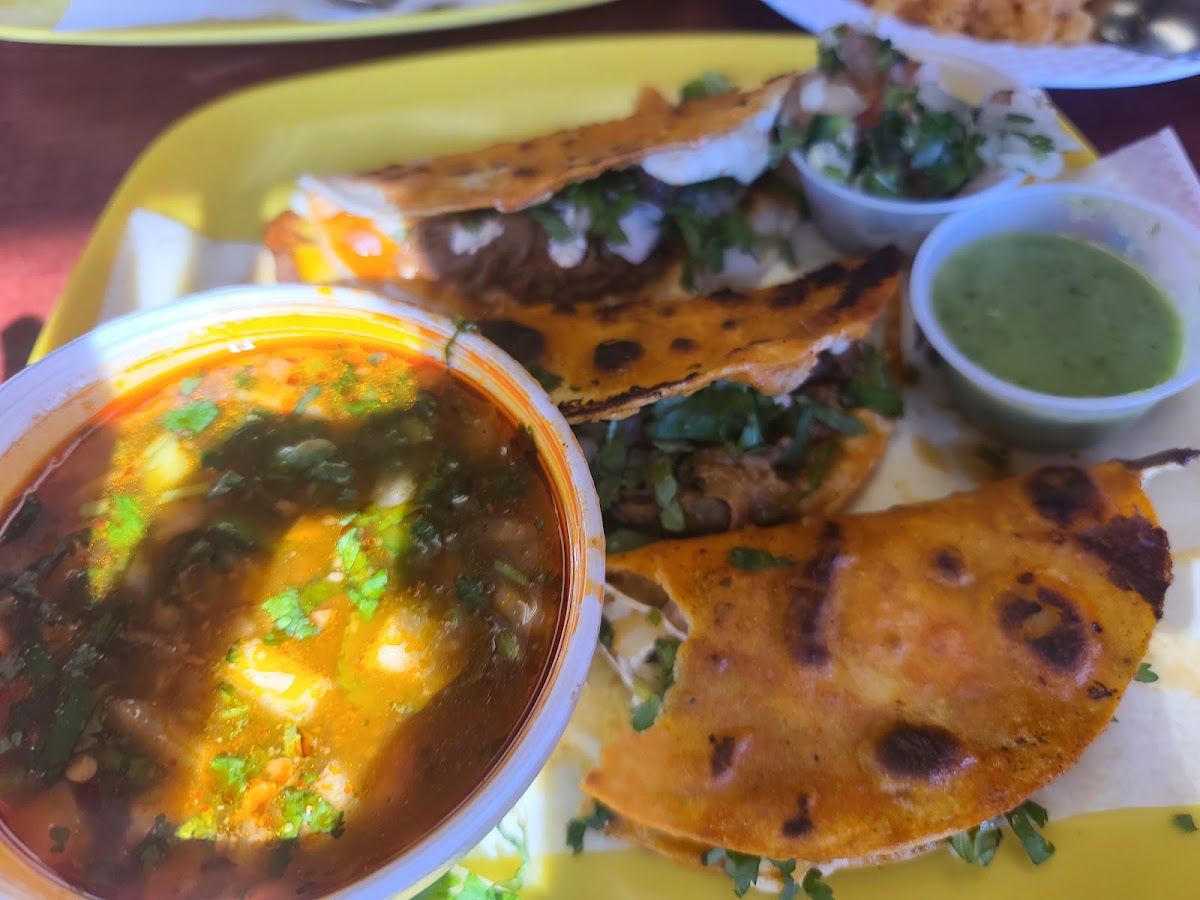 Taqueria La Tejana - Photo 4