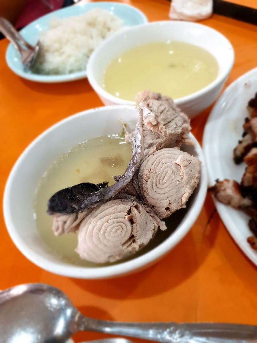 Parrt Ebelle Seafood Restaurant - Photo 5
