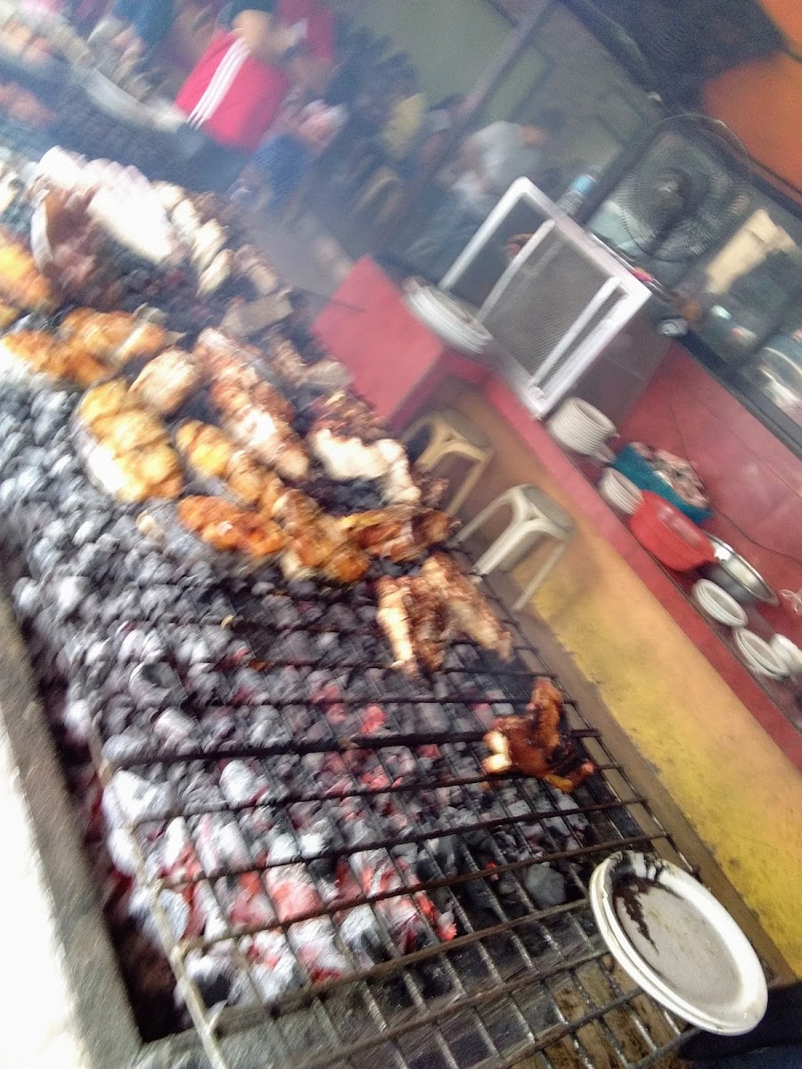 Parrt Ebelle Seafood Restaurant - Photo 7