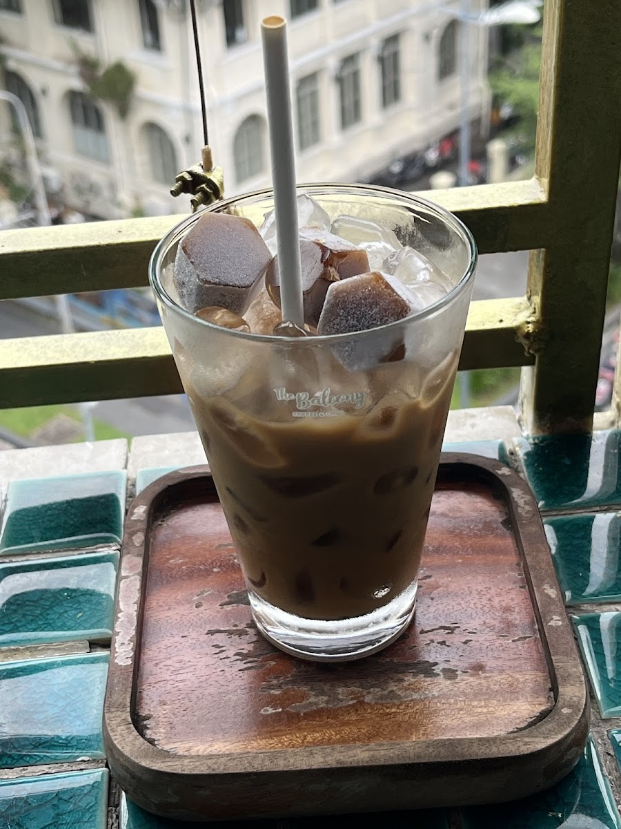 The Balcony Coffee - Photo 9