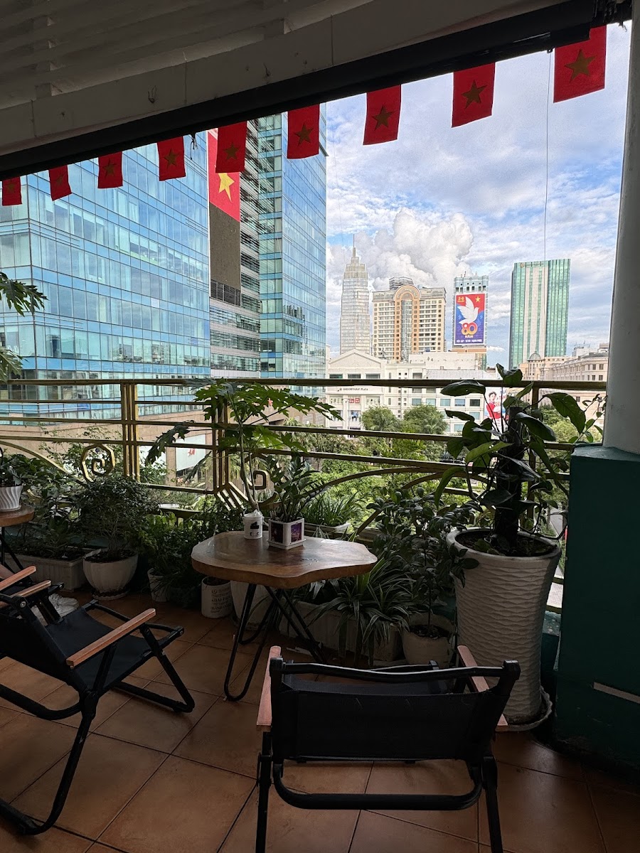 The Balcony Coffee - Photo 2