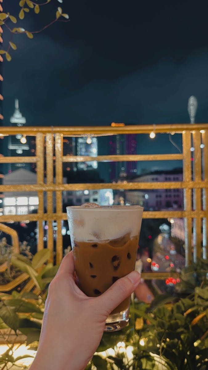 The Balcony Coffee - Photo 5