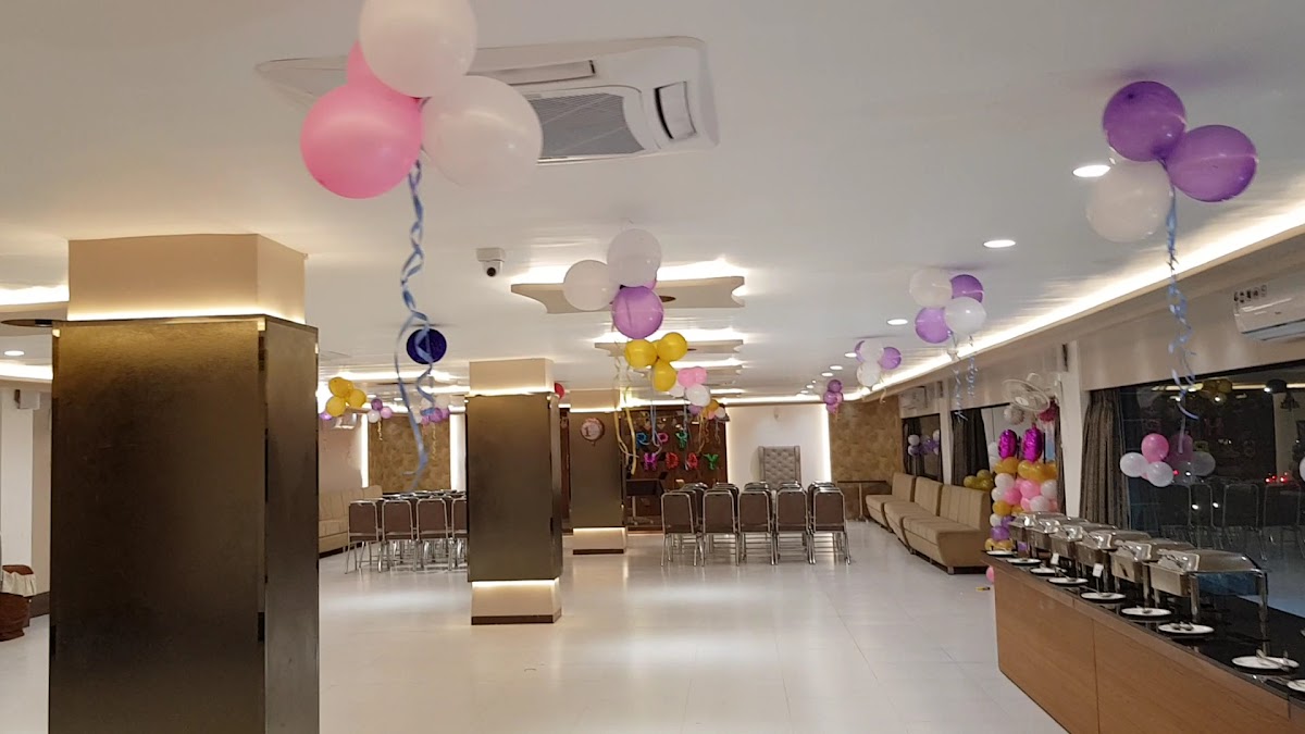 Marigold restaurant and banquet - Photo 1