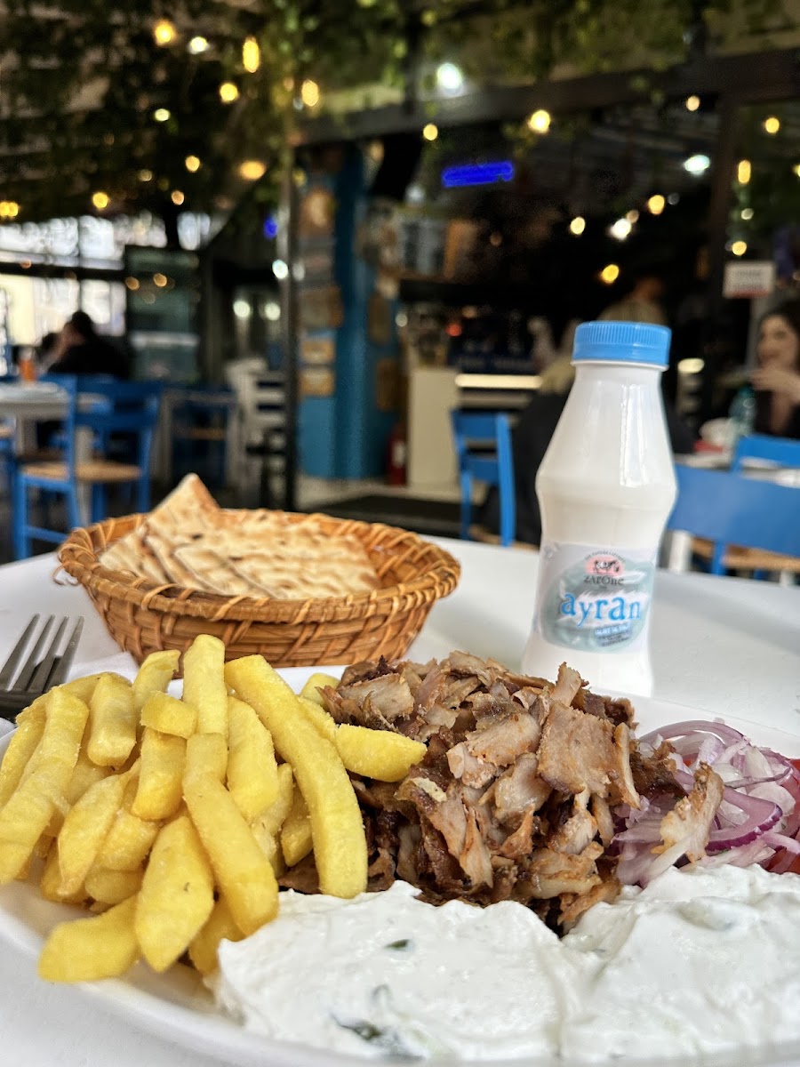 Gyros Thessalonikis - Photo 3