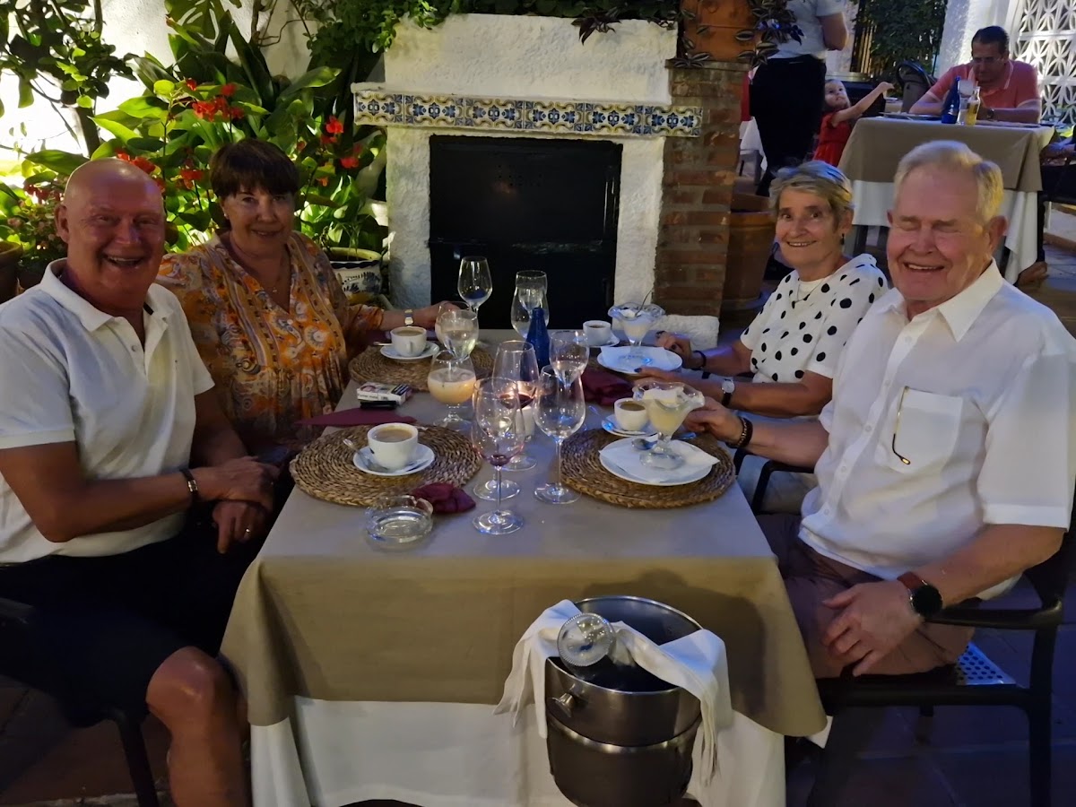 Restaurante Pizzeria Manolo - Photo 1