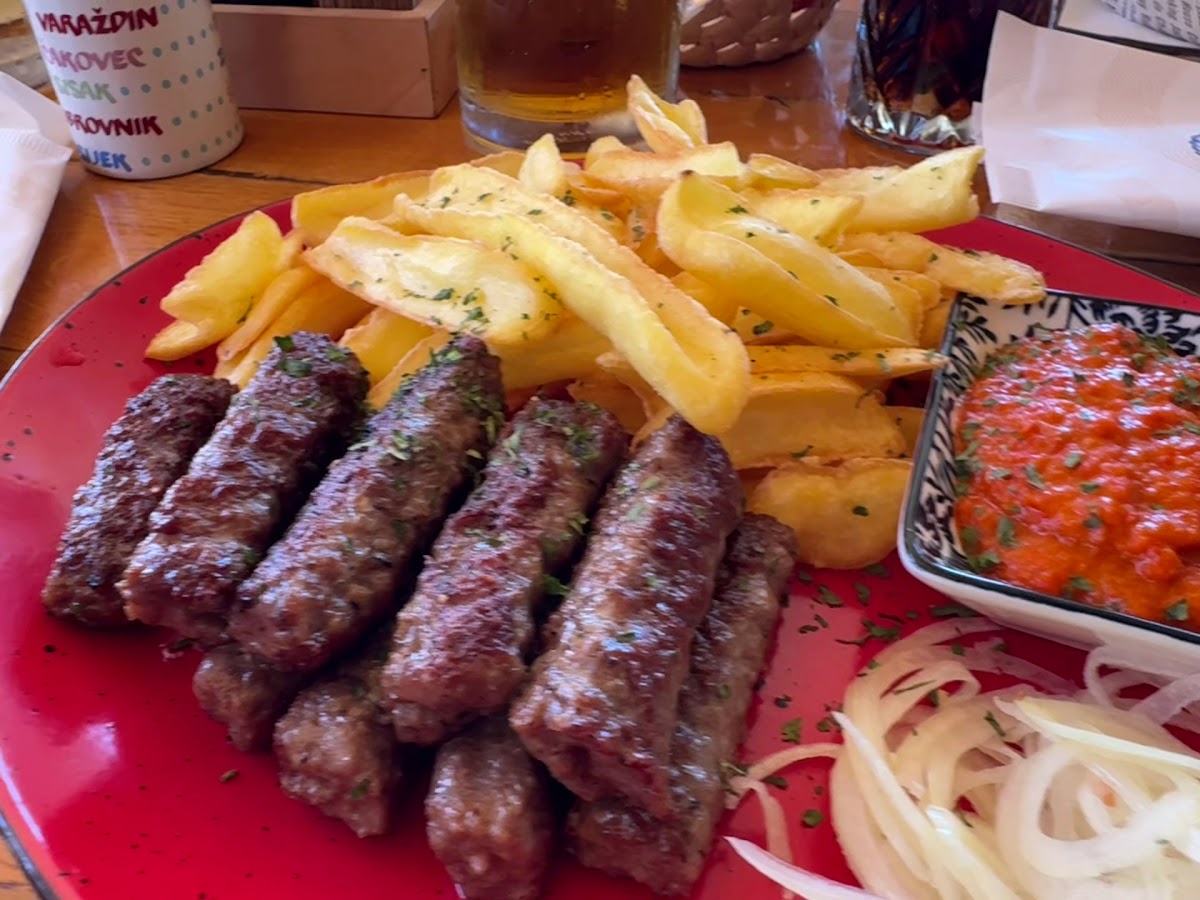 Restaurant Arta - Photo 1