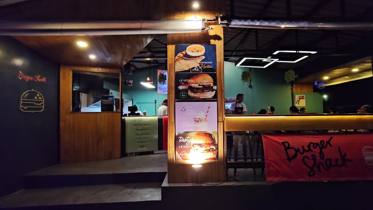 LE Burger Shack HAAD RIN - ARTISAN BURGERS - Photo 1