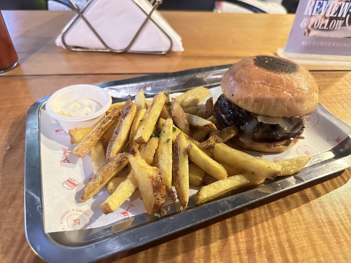 LE Burger Shack HAAD RIN - ARTISAN BURGERS - Photo 3