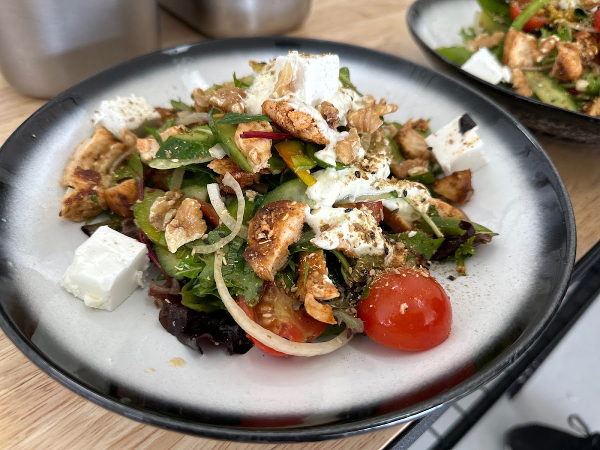 Guru’s Cafe Wodonga - Photo 1