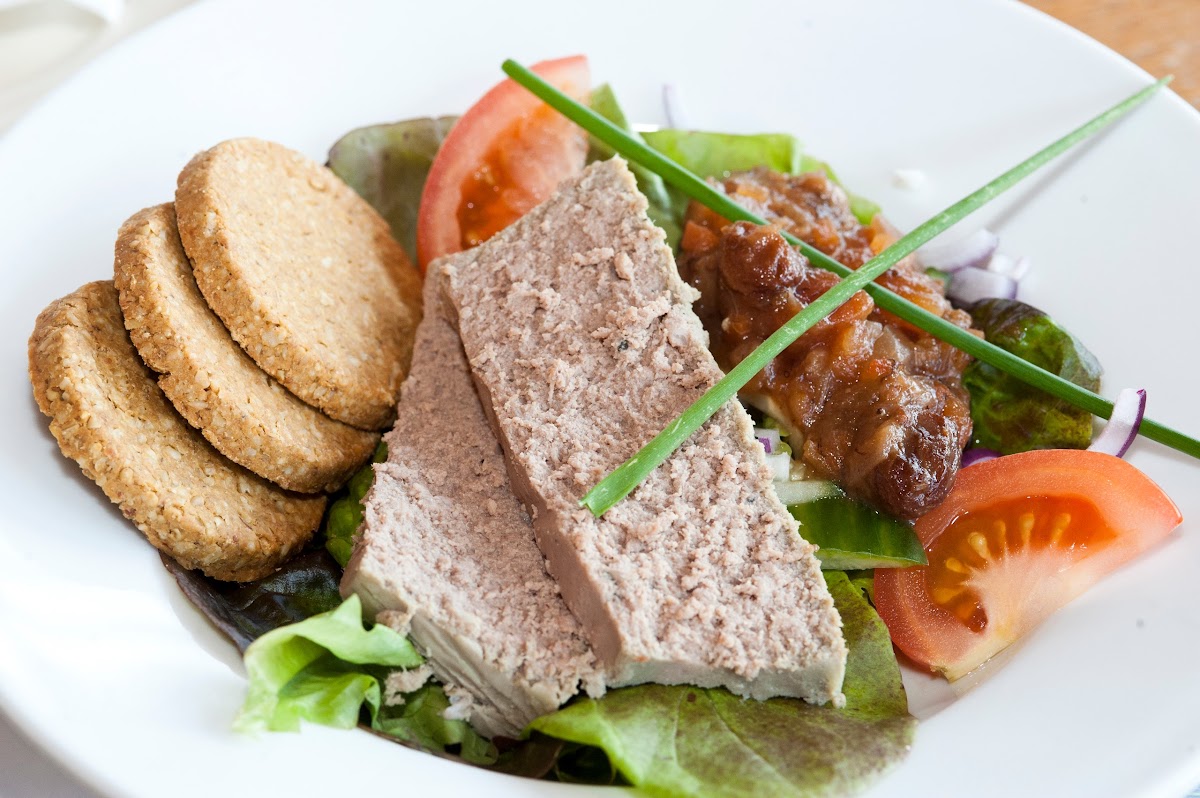 The Stepping Stone Restaurant - Photo 8