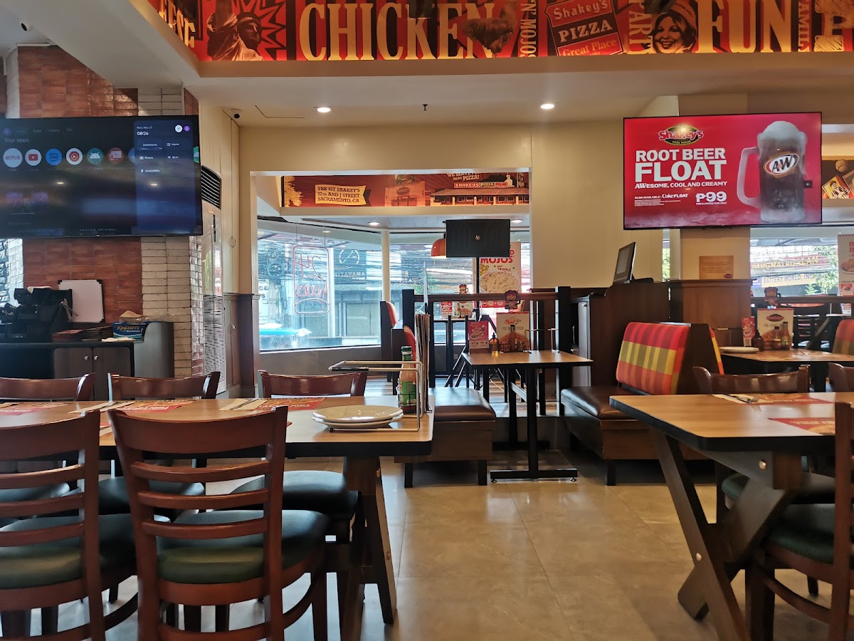 Shakey's (MCS) - Photo 3