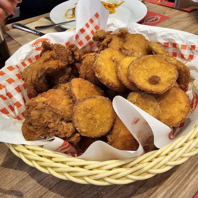 Chicken N Mojos