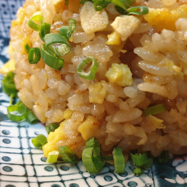 Garlic Fried Rice with Extra Garlic Chips