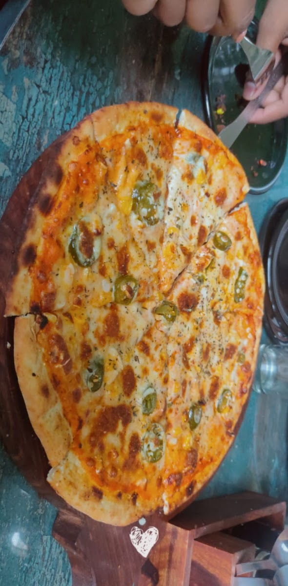 Little Italy Pizzeria - Photo 4