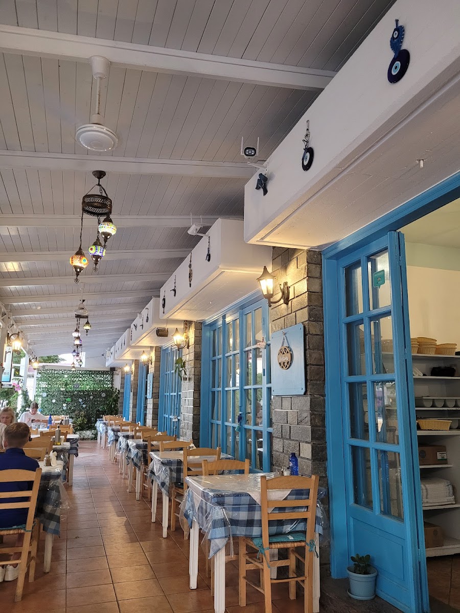 NAZAR MEZE RESTAURANT - Photo 2