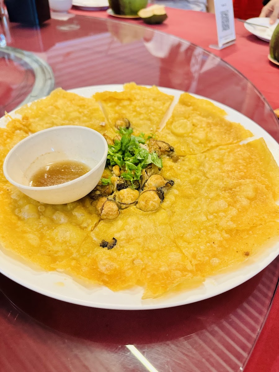 Beach Seafood Restaurant - Photo 9