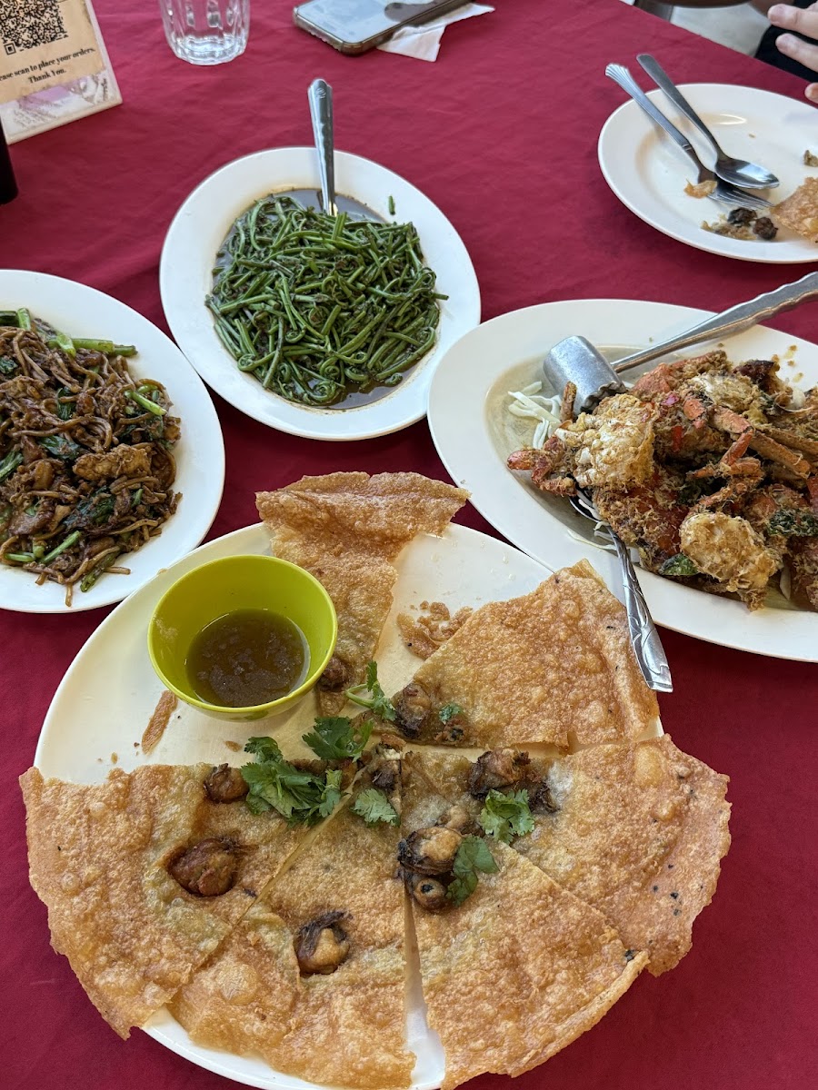 Beach Seafood Restaurant - Photo 2