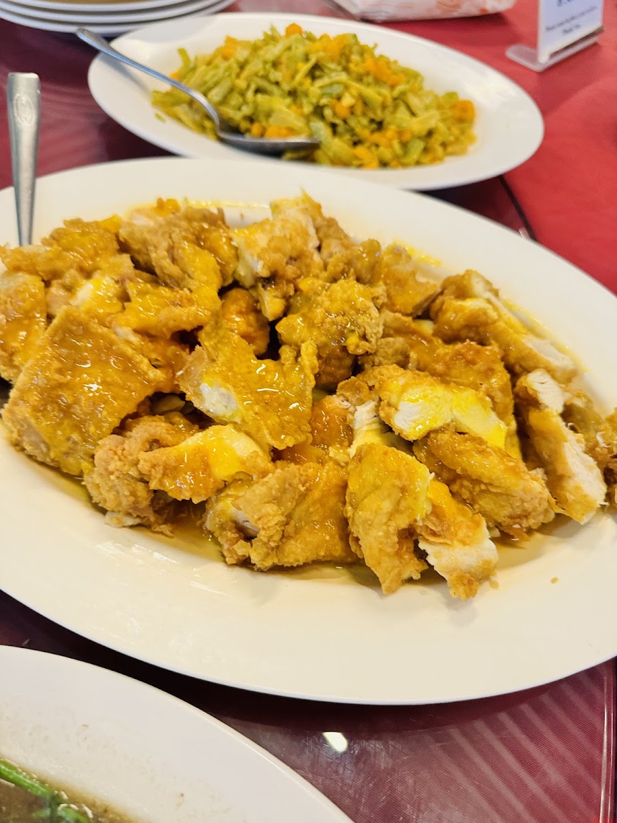 Beach Seafood Restaurant - Photo 8