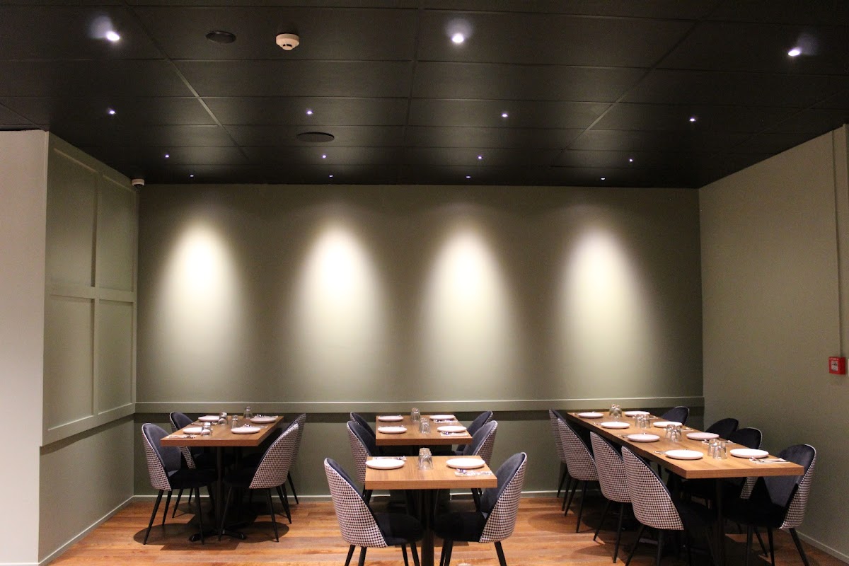 Cinnamon, Indian Eatery & Bar - Photo 2