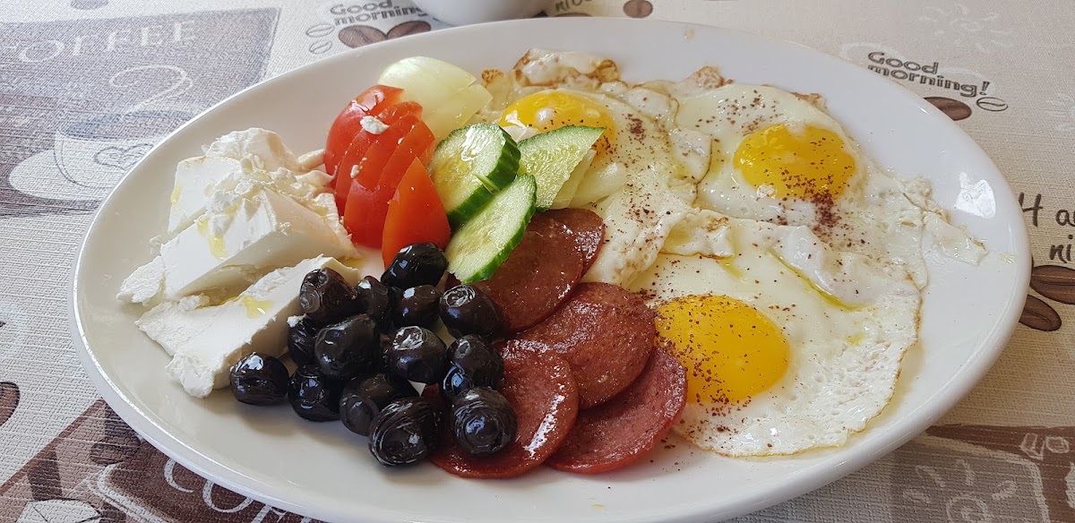 Cafe Riverside Omelette House - Photo 2