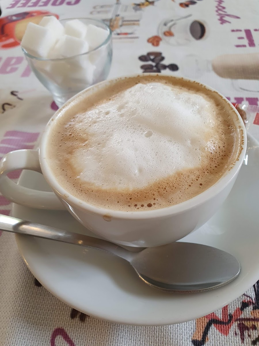 Cafe Riverside Omelette House - Photo 8