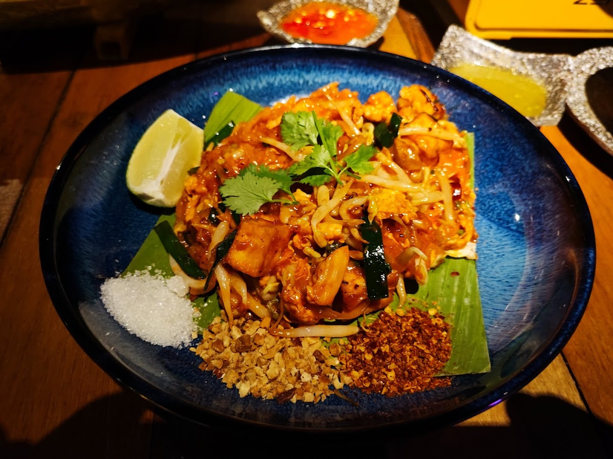 OHO Thai Mookata & Bar - Photo 8