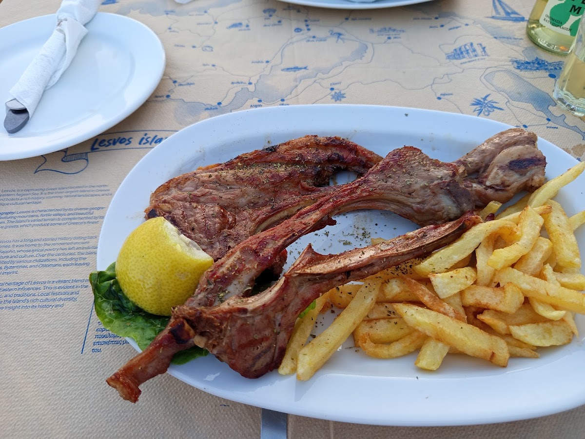 Paradise Restaurant - Photo 2