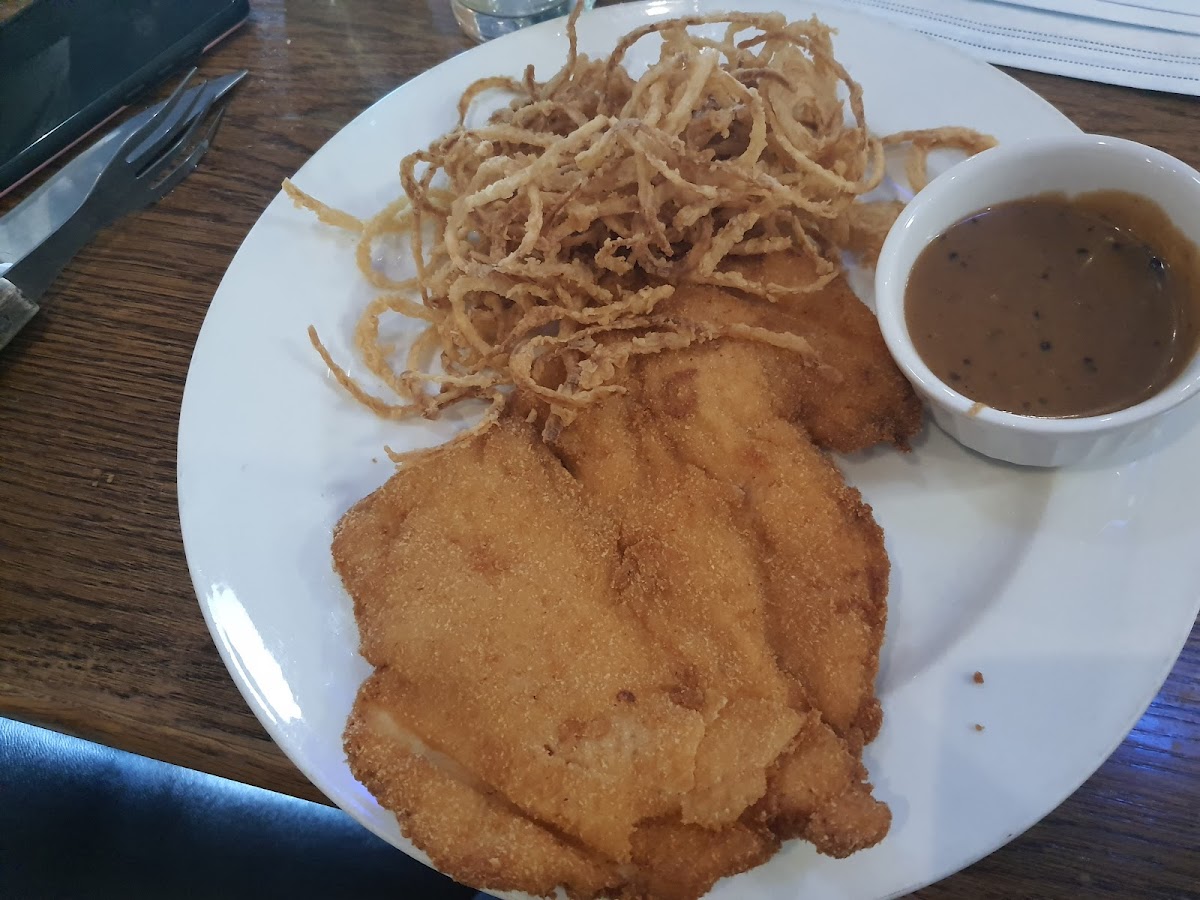Saddlewoods Steak Ranch - Photo 4