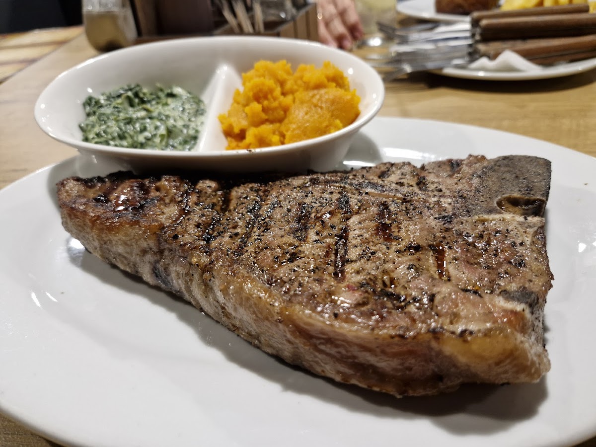Saddlewoods Steak Ranch - Photo 6
