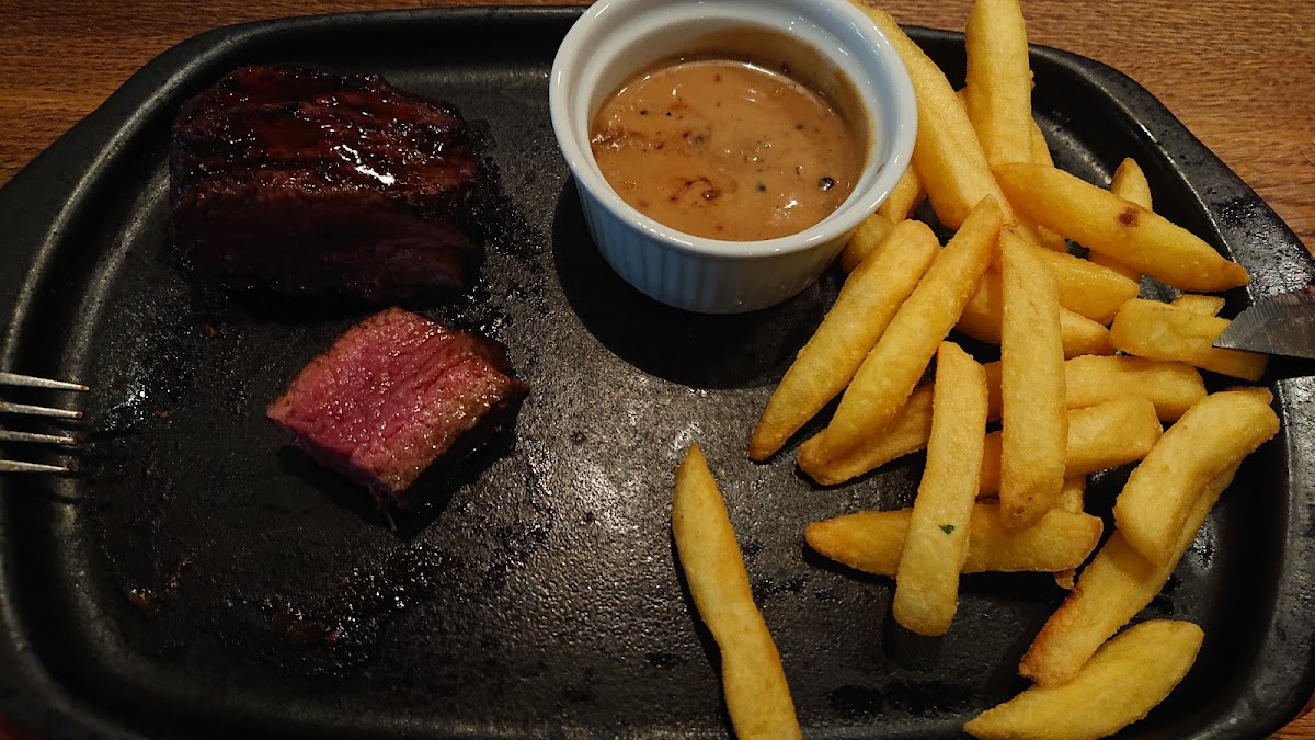 Saddlewoods Steak Ranch - Photo 7