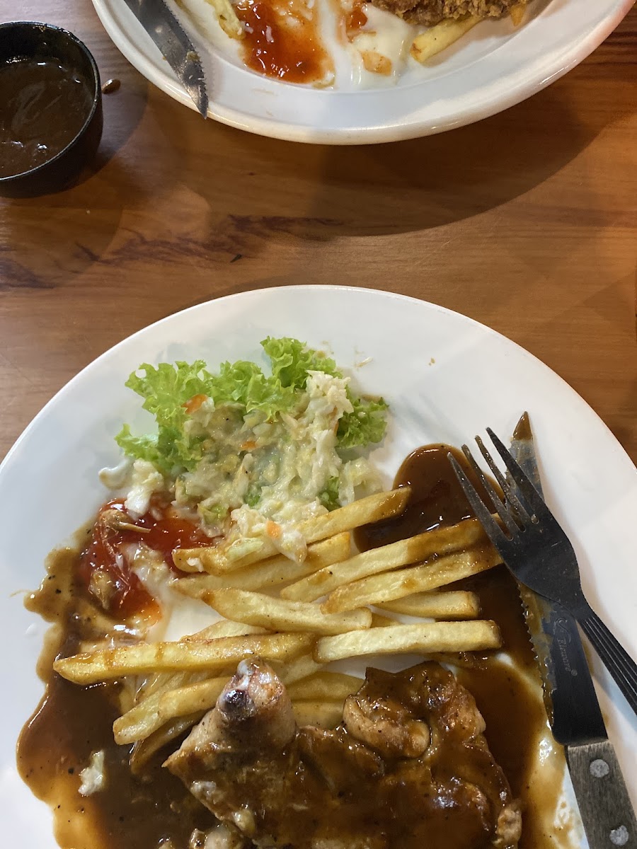 Che'gu Cafe, Restaurant & Catering - Photo 6