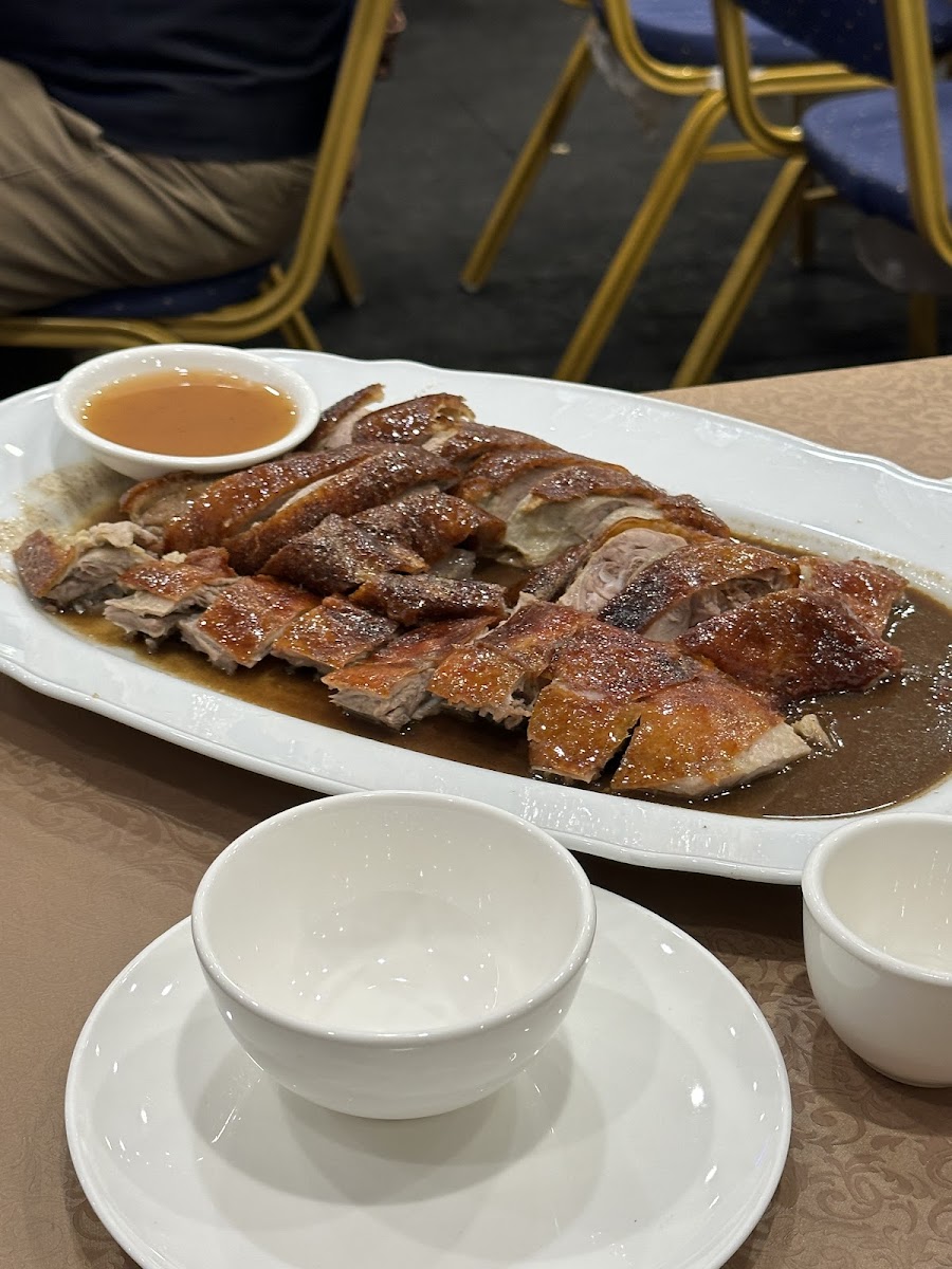 The Lucky Chinese Restaurant - Photo 4