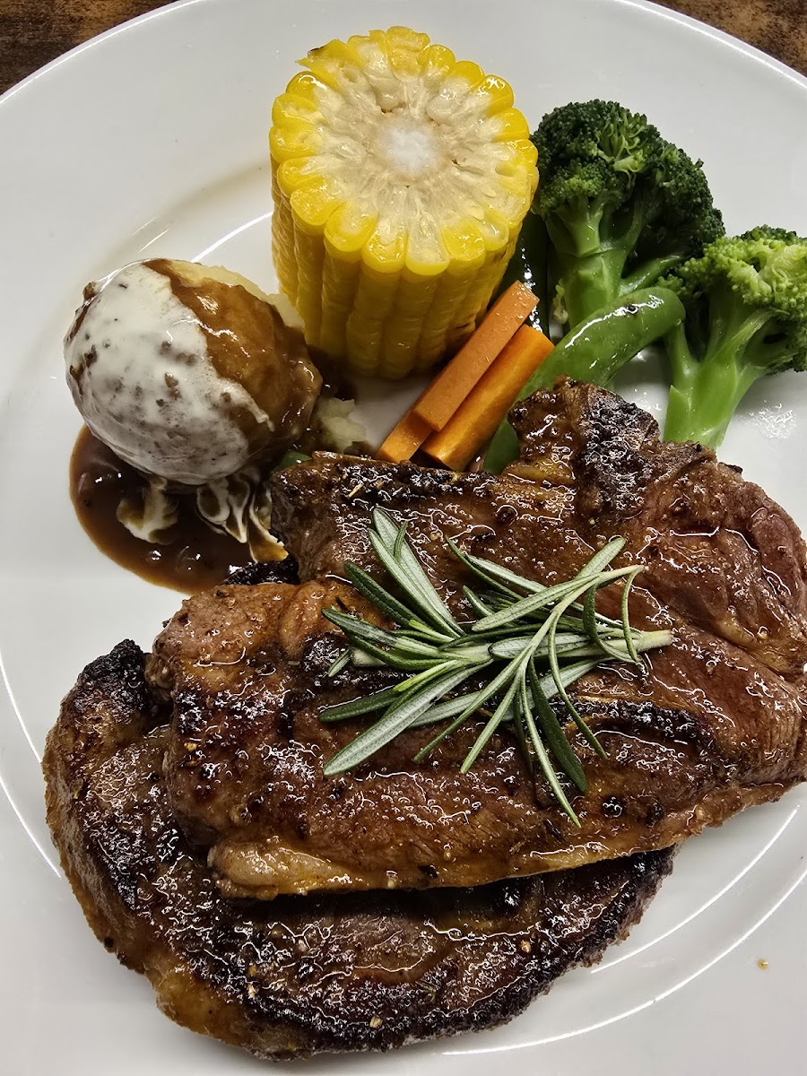 Wadihana Kitchen & Steakhouse - Photo 3
