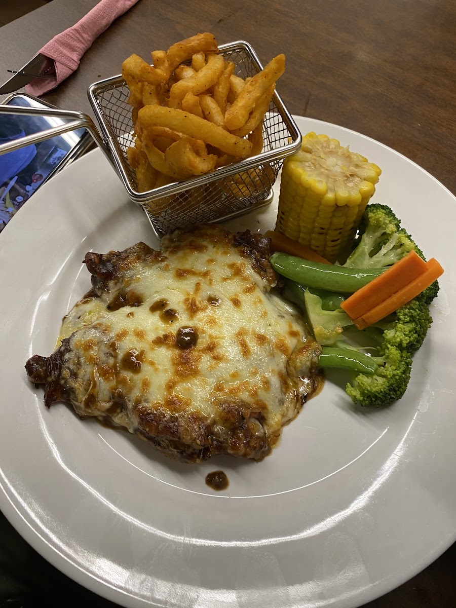 Wadihana Kitchen & Steakhouse - Photo 5