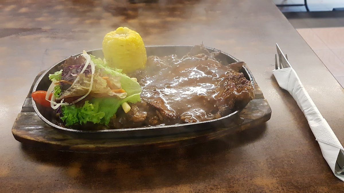 Wadihana Kitchen & Steakhouse - Photo 7