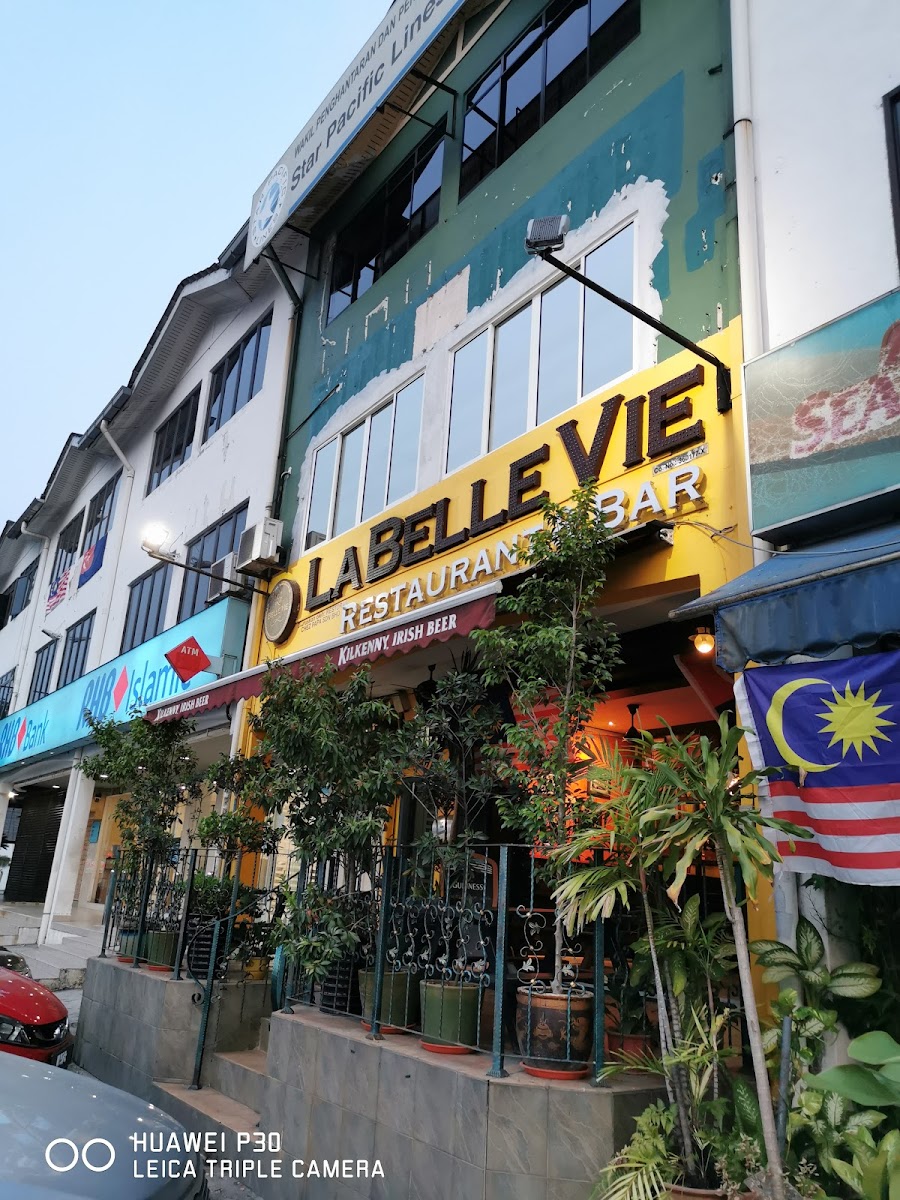 La Belle Vie Restaurant and Bar